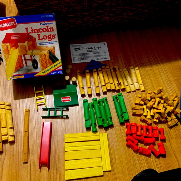 Vintage Lincoln Log set - Picture 1 of 3